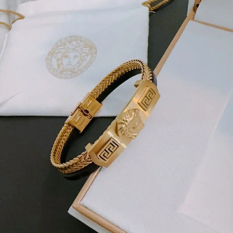 versace bracelets s_12046b31